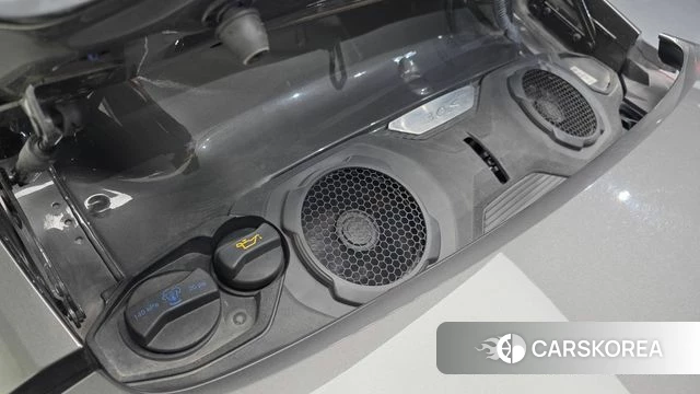 Porsche 911(992) id 3813311 из Кореи 16