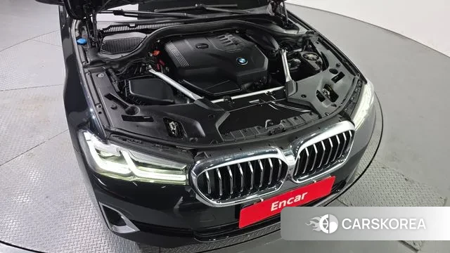 BMW 5 Series (G30) id 3717373 из Кореи 16