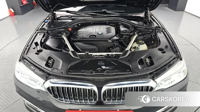 BMW 5 Series (G30) id 3469946 из Кореи 16