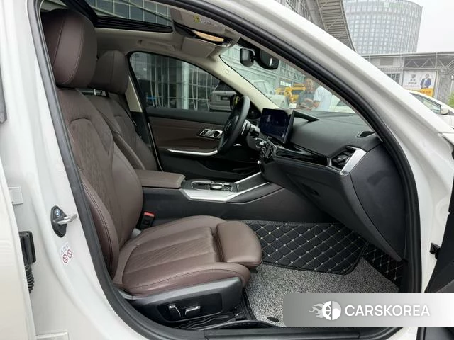 BMW 3 series id 4358943 из Китая 10