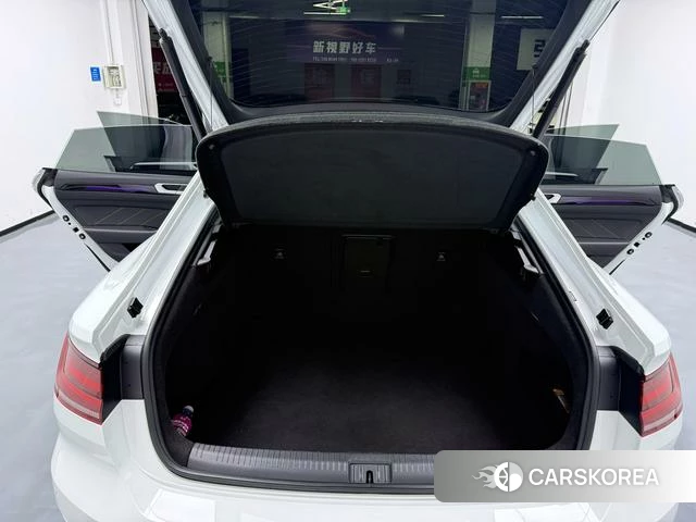 Volkswagen CC 2024 Белый из Китая, фото 6