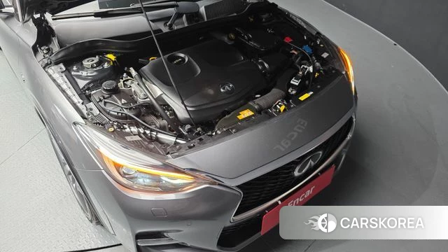 Infiniti Q30 id 3936741 из Кореи 16