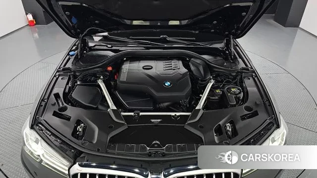 BMW 5 Series (G30) id 3482917 из Кореи 16