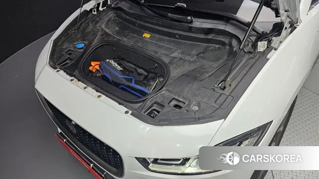 Jaguar I-PACE id 3243832 из Кореи 16