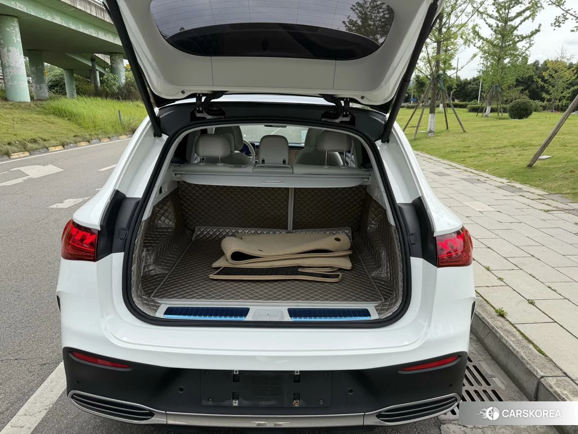 Mercedes-Benz EQE SUV 2023 Белый из Китая, фото 6