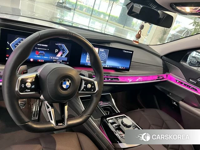 BMW 7 series 2024 Черный из Китая, фото 6