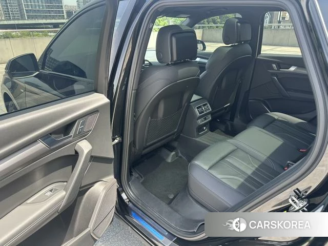 Audi Q5L id 4307015 из Китая 21