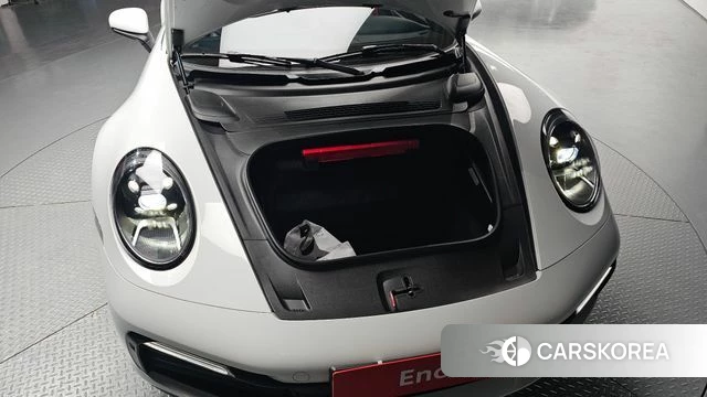 Porsche 911(992) id 4370382 из Кореи 27