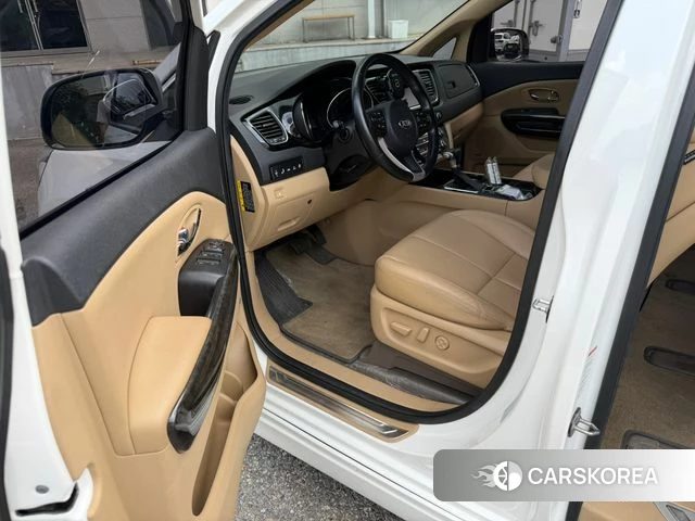 Kia The New Carnival id 4662674 из Кореи 16