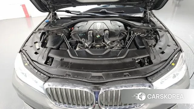 BMW 7 Series (G11) id 3622572 из Кореи 16