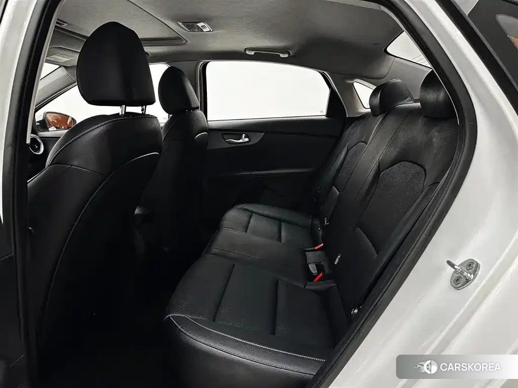 Kia K3 id 4547981 из Китая 19