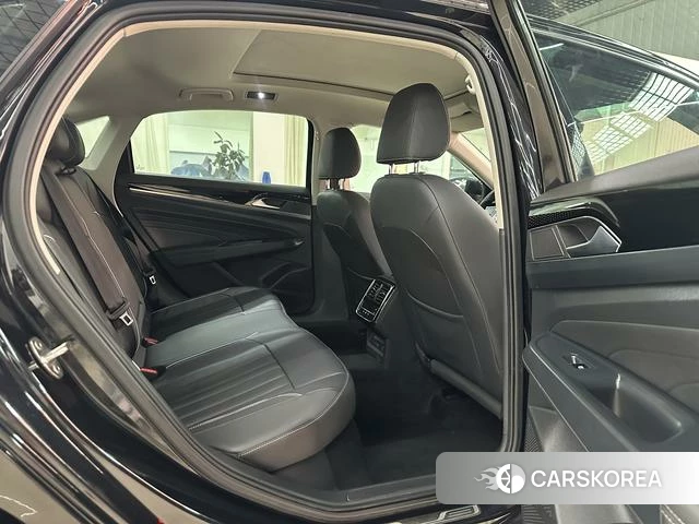 Volkswagen Passat id 4341838 из Китая 20