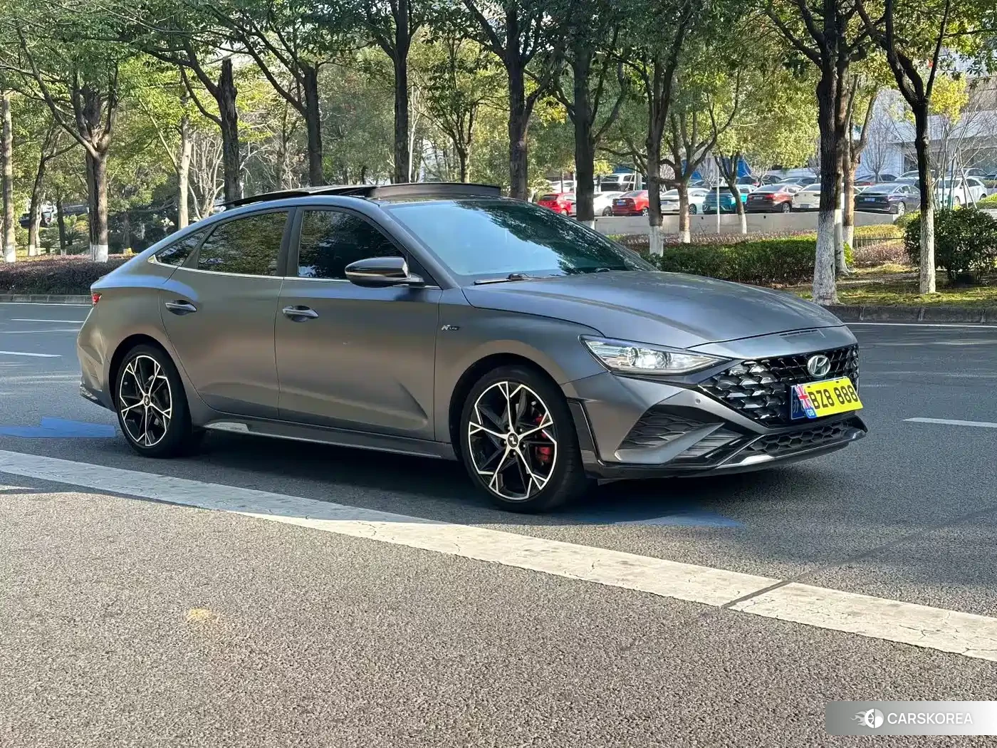 Hyundai Lafesta 2022 Silver/gray из Китая, фото 6