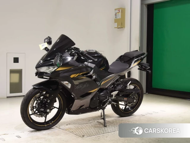 Kawasaki NINJA 400 2021 из Японии, фото 4