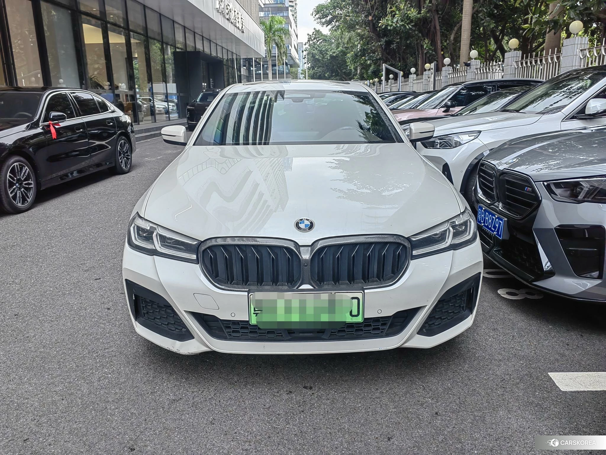 BMW 5 series PHEV id 4510713 из Китая 13