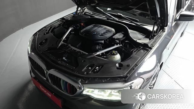 BMW 5 Series (G30) id 4250660 из Кореи 16