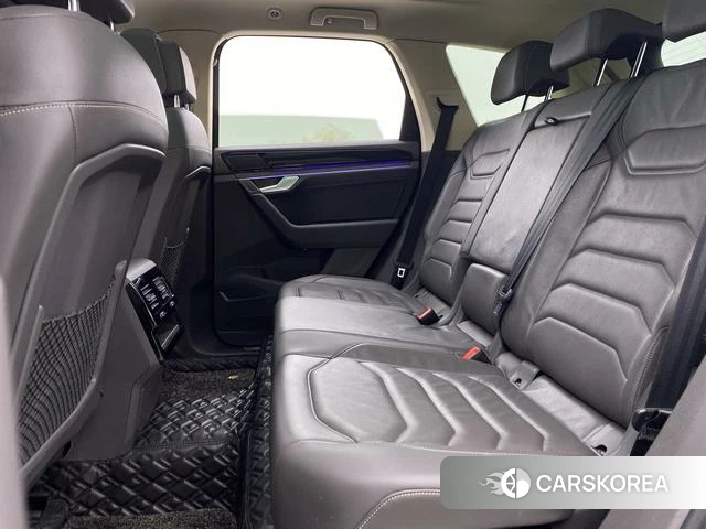 Volkswagen Touareg id 3869755 из Китая 33