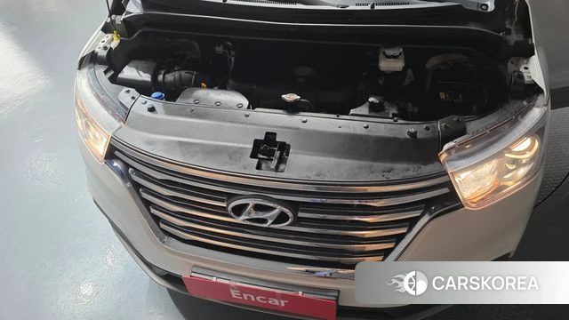 Hyundai The New Grand Starex id 3880209 из Кореи 16