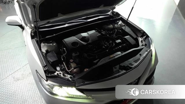 Toyota Camry (XV70) id 4490953 из Кореи 28