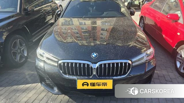 BMW 5 series 2023 Черный из Китая, фото 6