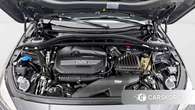 BMW 1 Series (F40) id 3550321 из Кореи 16