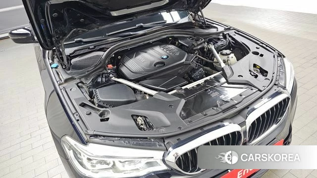 BMW 5 Series (G30) id 4430566 из Кореи 28