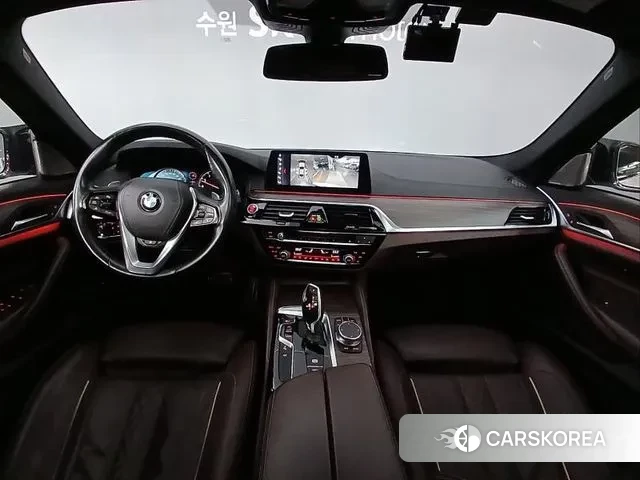 BMW 5 Series (G30) id 3692932 из Кореи 16