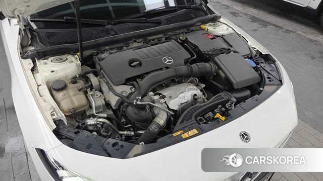Mercedes-Benz A-Class W177 id 4614650 из Кореи 16