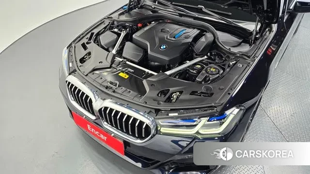 BMW 5 Series (G30) id 3513030 из Кореи 16