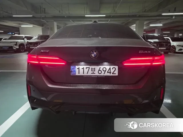 BMW 5 Series (G60) id 3502026 из Кореи 16