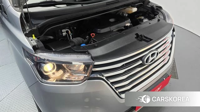 Hyundai The New Grand Starex id 4520601 из Кореи 16