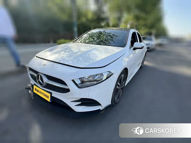 Mercedes-Benz Class A 2020 Белый из Китая, фото 6