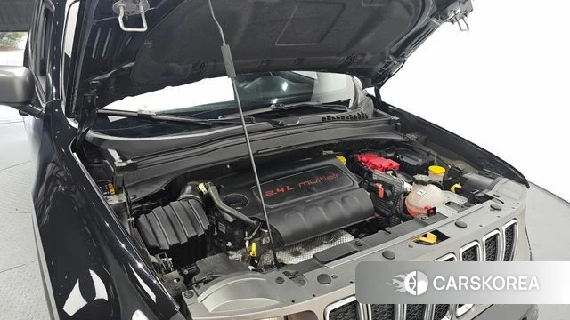 Jeep Renegade id 3827362 из Кореи 16