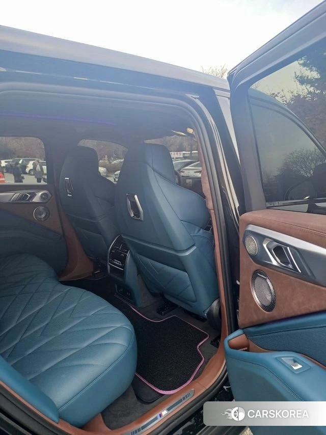 BMW XM (G09) id 3858335 из Кореи 7