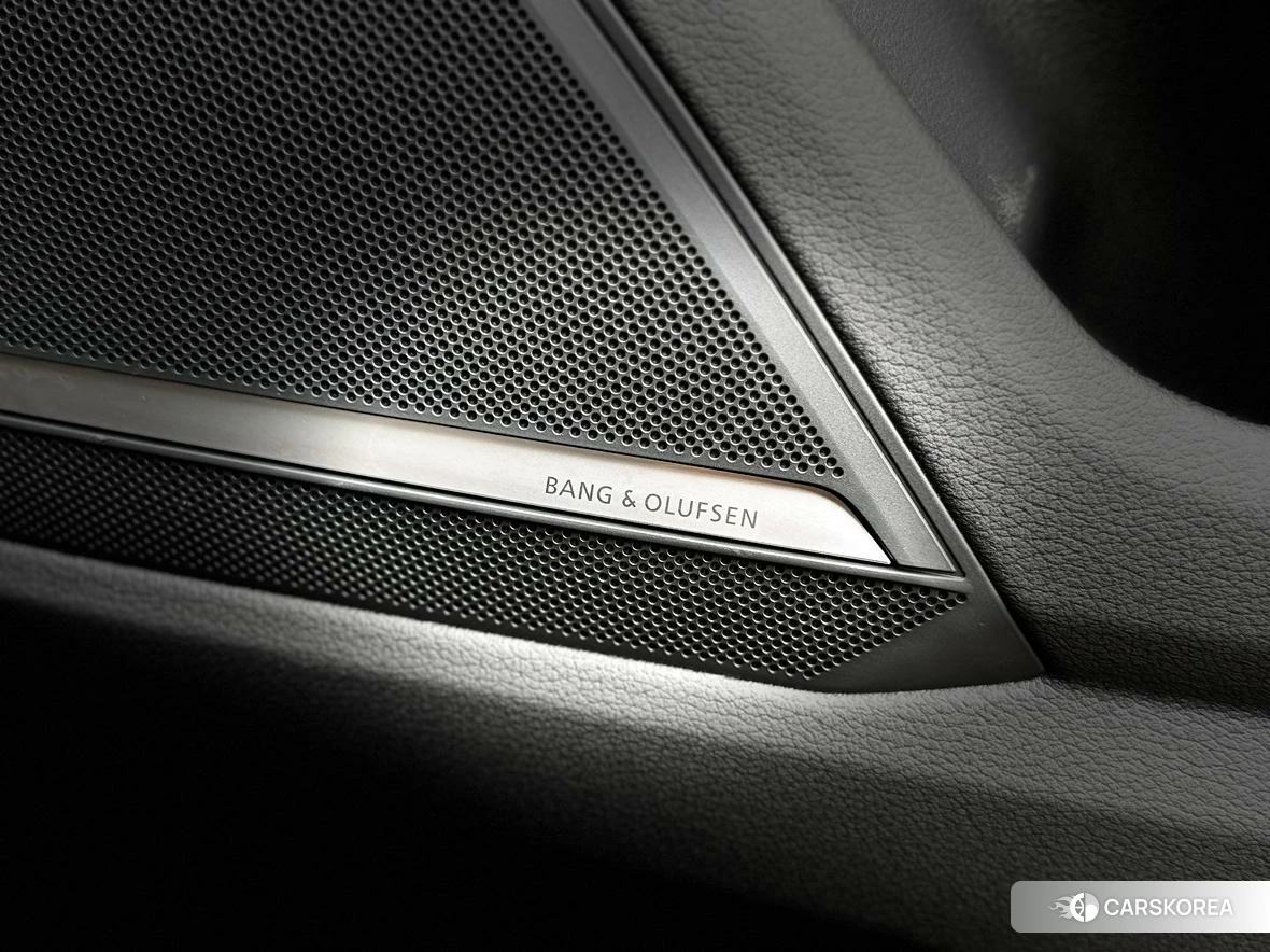 Audi A7L id 4440808 из Китая 13
