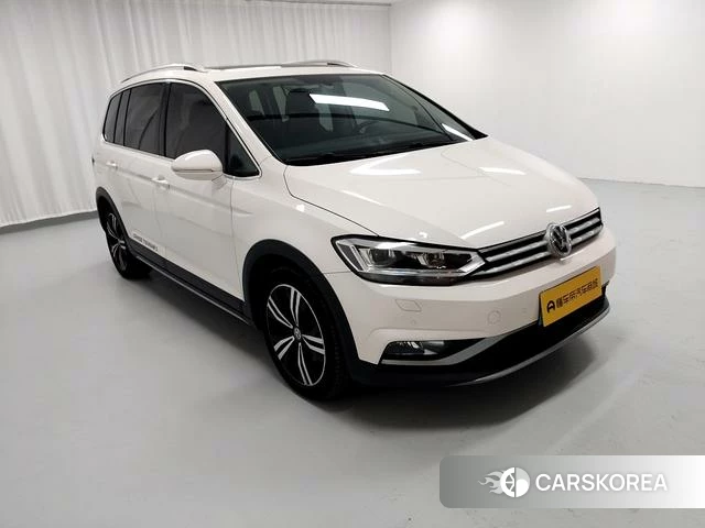 Volkswagen Touran L id 4255831 из Китая 16