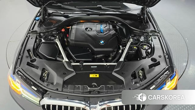 BMW 5 Series (G30) id 4666892 из Кореи 29