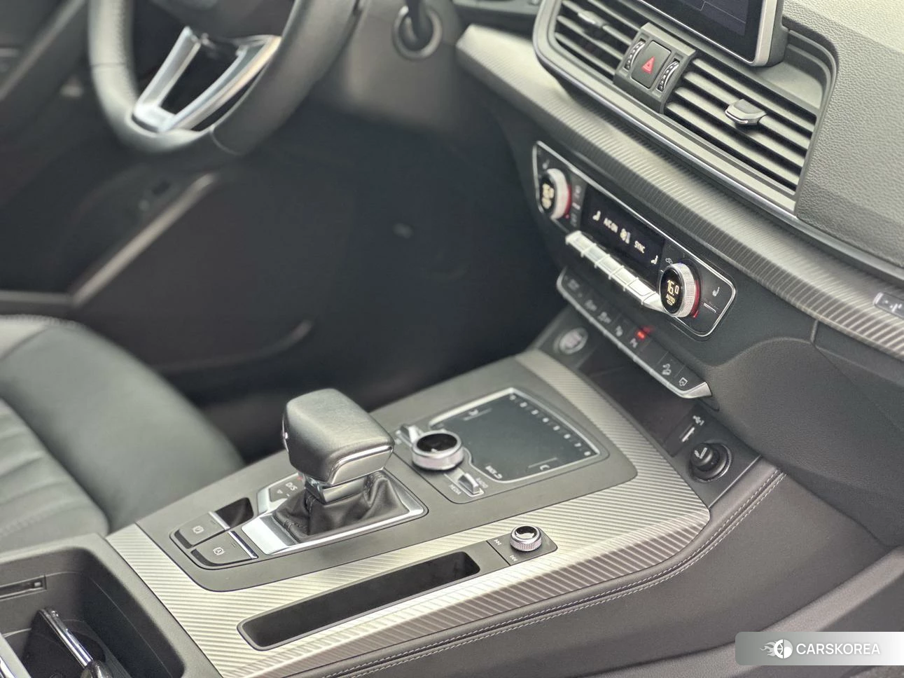 Audi Q5L id 4441311 из Китая 46