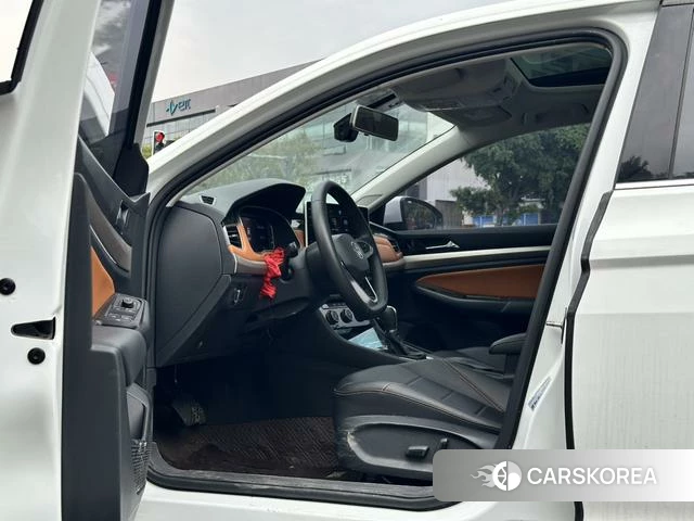Volkswagen Bora 2023 Белый из Китая, фото 6