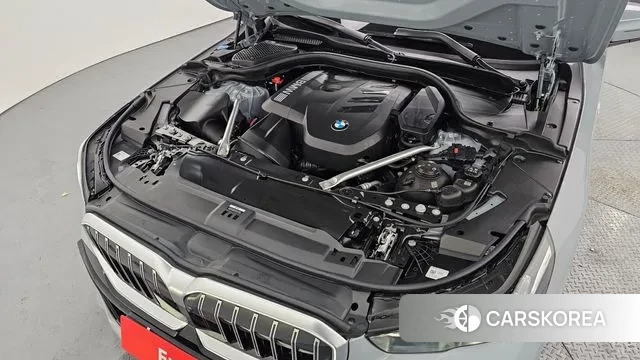 BMW 5 Series (G60) id 3745012 из Кореи 16