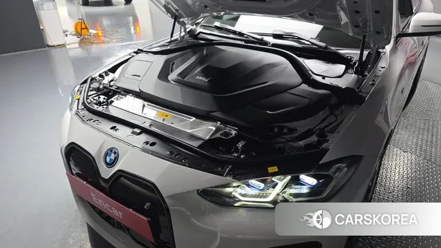 BMW i4 id 3517608 из Кореи 16