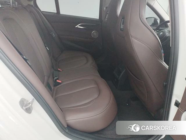 BMW 1 series id 4264847 из Китая 9