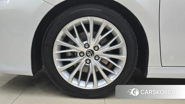Toyota Camry (XV70) id 4274949 из Кореи 16