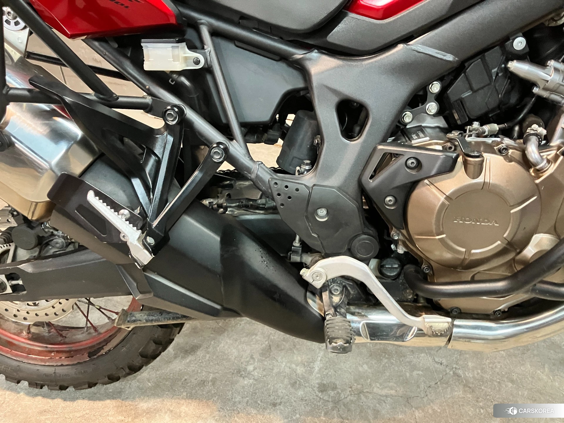 Проданный Honda CRF1000L AFRICA TWIN id 4184879 из Японии, фото 27