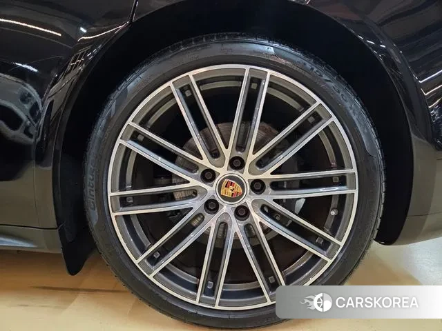 Porsche Panamera (971) id 3770371 из Кореи 16