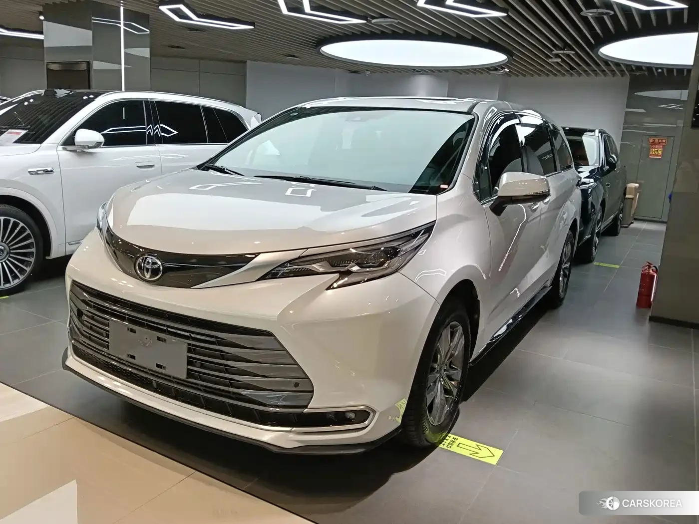 Toyota Sienna 2026 Белый из Китая, фото 6