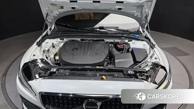 Volvo V60 Cross-Country 2nd Generation id 3696214 из Кореи 16