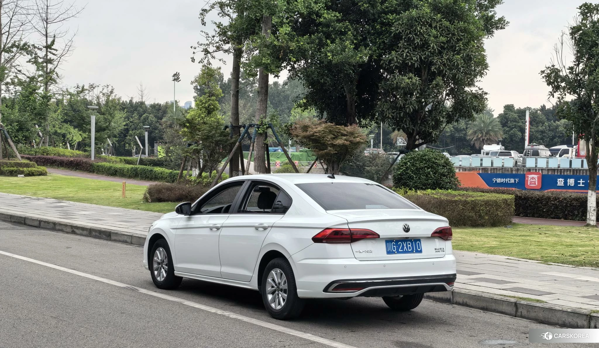 Volkswagen Bora 2024 Белый из Китая, фото 6
