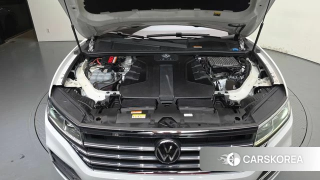 Volkswagen Touareg 3rd generation id 4836261 из Кореи 16