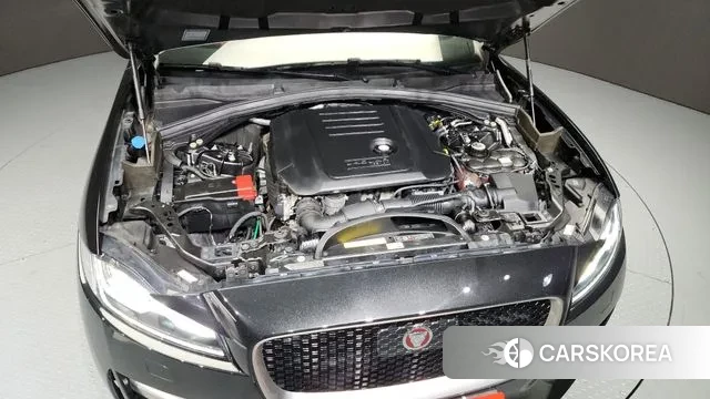 Jaguar F-PACE id 3076546 из Кореи 16